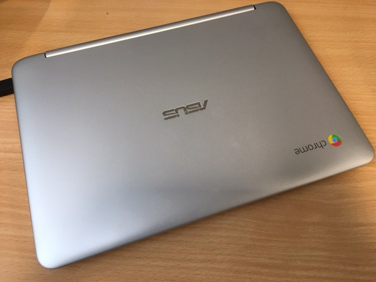 Photo of ASUS Chromebook Flip C100PA, closed